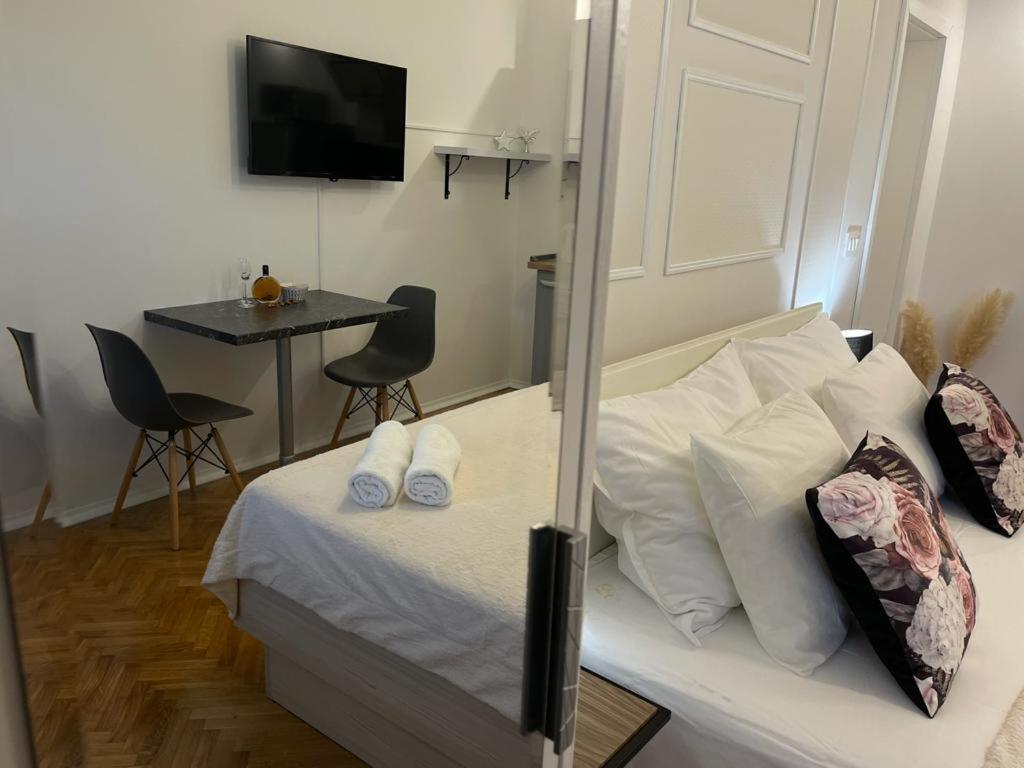 Apartment Josip ザダル エクステリア 写真